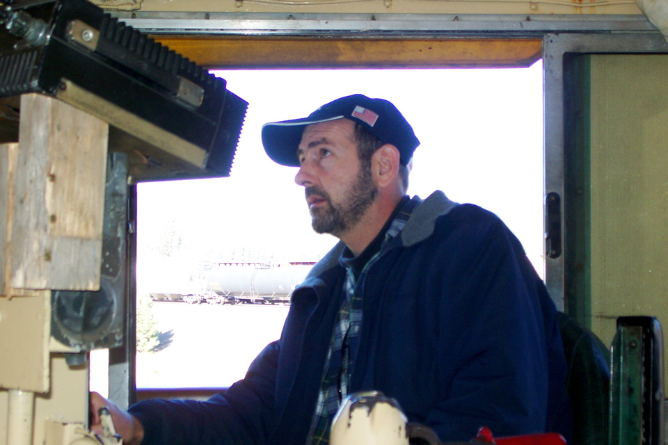 Daddy Drives a Locomotive at Portola Railroad Museum - 2